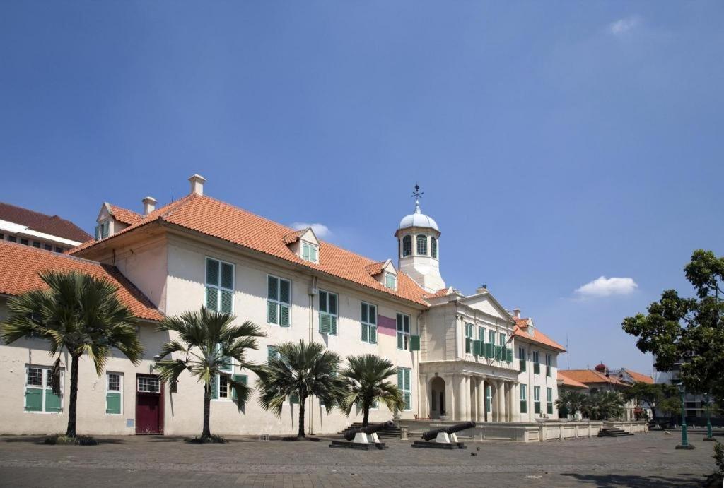 Madu Inn Джакарта Екстер'єр фото